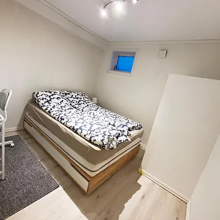 Apartment Modern Singlebedroom Private Entry *