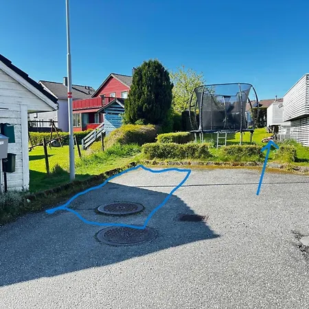 Modern Basement 1bhk Private Entry 斯塔万格