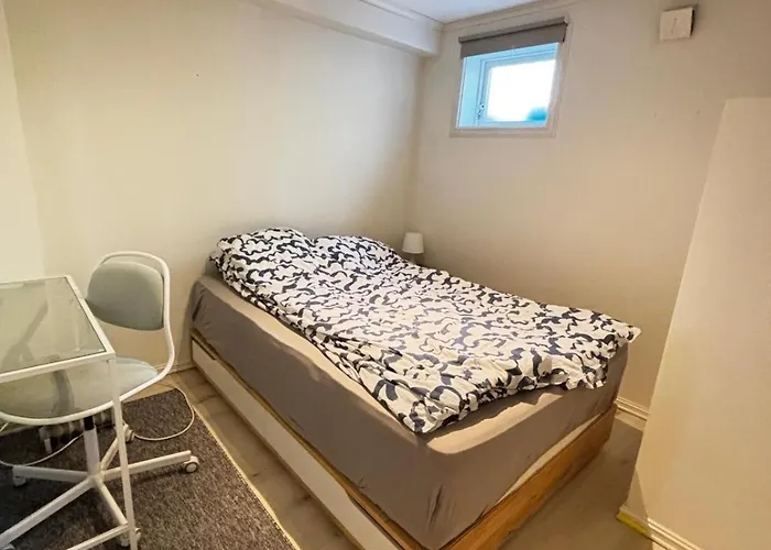 Modern Basement 1bhk Private Entry