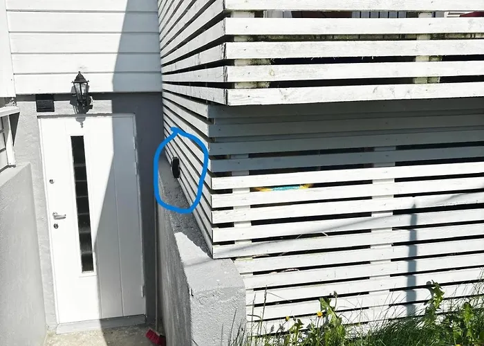 Leilighet Modern Basement 1bhk Private Entry