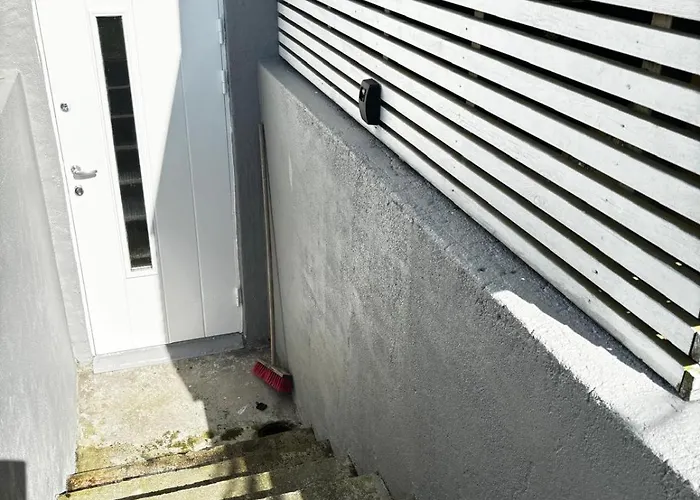 Modern Basement 1bhk Private Entry Stavanger