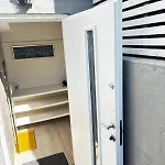 Modern Basement 1bhk Private Entry